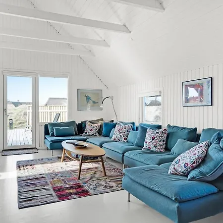 Cozy In With Kitchen Holiday home